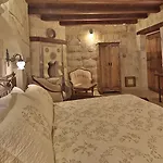 Vista Cave 2*