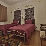 Hotel Vista Cave