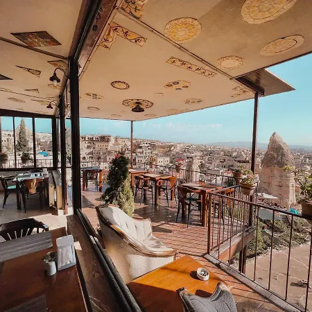 Vista Cave Hotel 2*