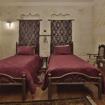 Hotel Vista Cave