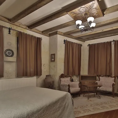 Vista Cave Hotel 2*