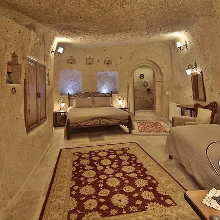 Vista Cave Hotel 2*